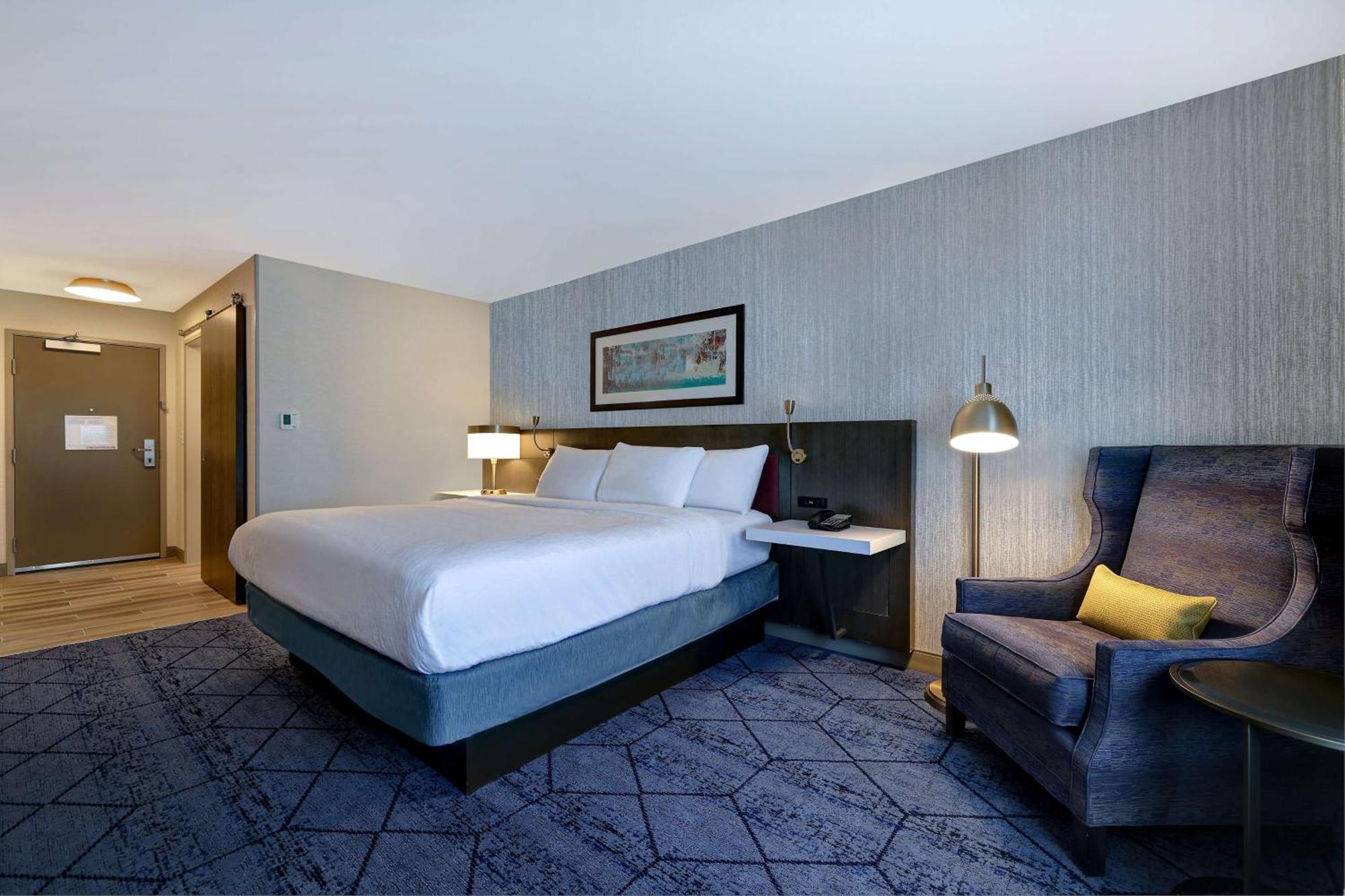 Hilton Garden Inn Cedar Rapids Ngoại thất bức ảnh