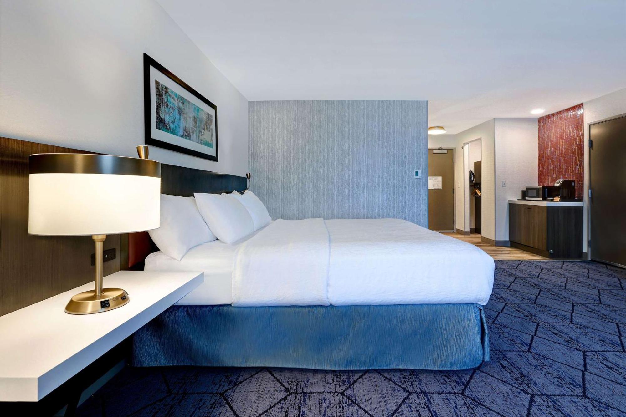 Hilton Garden Inn Cedar Rapids Ngoại thất bức ảnh